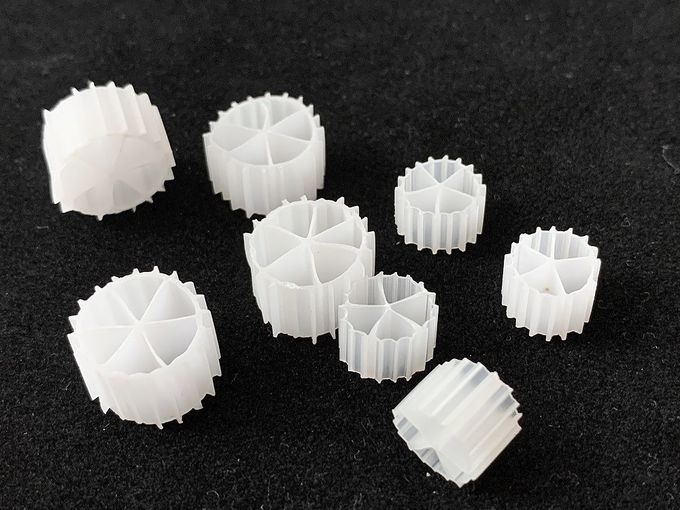 ROHS White Hdpe 0.98g / cm3 Plastikowe akwarium z mediami filtracyjnymi 2